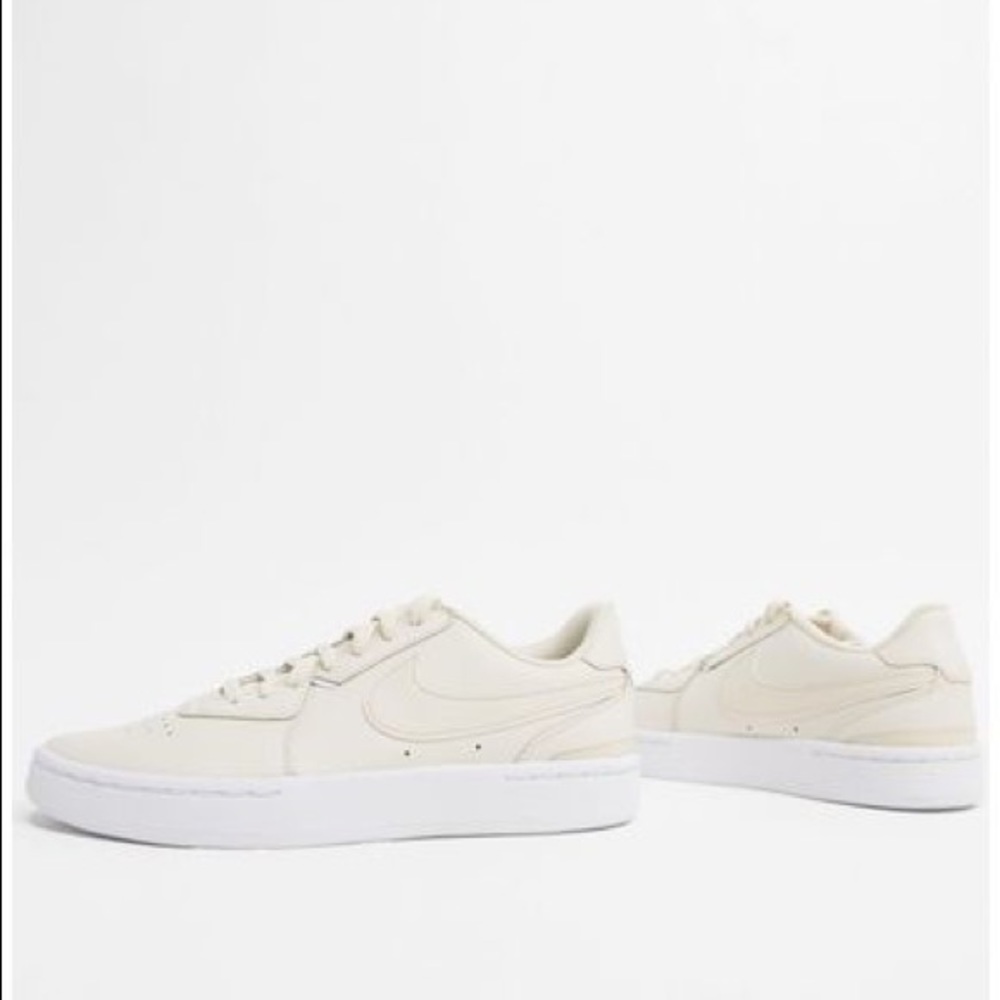 Creme Nike Court Blanc